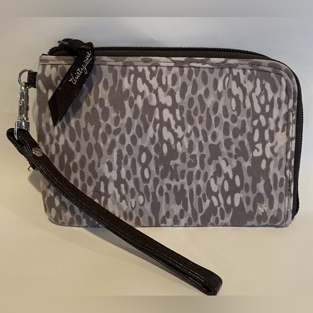 Thirty-One Gray Leopard Print Wristlet with Black Strap